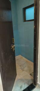 Bathroom Image of 1800 Sq.ft 2 BHK Builder Floor for rent in Gomti Nagar Lucknow for Rs. 19000