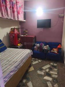 Bedroom Image of 315 Sq.ft 2 BHK Independent House for sale in Madangir New Delhi for Rs. 7600000