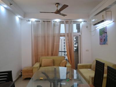 Living Room Image of 1850 Sq.ft 3 BHK Apartment / Flat for rent in Amrapali Silicon City, Sector 76 Noida for Rs. 65000
