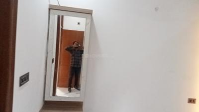 Bedroom Image of 1050 Sq.ft 2 BHK Apartment / Flat for sale in Sector 73 Noida for Rs. 3800000