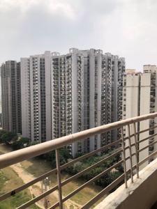 Balcony Image of 1049 Sq.ft 2 BHK Apartment / Flat for rent in Supertech Livingston, Crossings Republik Ghaziabad for Rs. 20000