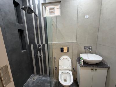Image of 1000 Sq.ft 2 BHK Builder Floor for sale in Janakpuri, New Delhi for Rs. 14500000