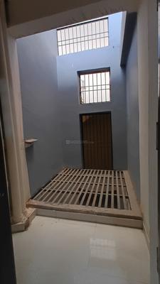 Kitchen Image of 300 Sq.ft 1 RK Independent House for rent in Sector 49 Noida for Rs. 8000