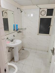 Bathroom Image of 1820 Sq.ft 3 BHK Apartment / Flat for rent in Maxblis White House, Sector 75 Noida for Rs. 60000