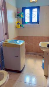 Bathroom Image of 1525 Sq.ft 2 BHK Apartment / Flat for rent in Govind Vihar Dehradun for Rs. 32000