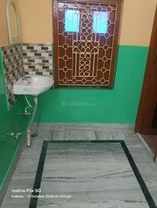 Bedroom Image of 1100 Sq.ft 3 BHK Apartment / Flat for rent in Phool Bagan Kolkata for Rs. 16000