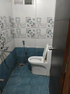 Bathroom Image of 1100 Sq.ft 2 BHK Independent House for rent in Financial District Hyderabad for Rs. 20000
