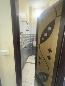 Bathroom Image of 1400 Sq.ft 3 BHK Independent House for rent in Noida Extension Greater Noida for Rs. 15000