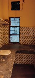Bedroom Image of 800 Sq.ft 1 BHK Apartment / Flat for rent in DDA Janta Flat Mayur Vihar 3, Kondli New Delhi for Rs. 6000