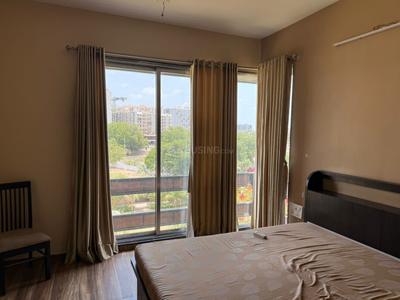 Bedroom Image of 1400 Sq.ft 3 BHK Apartment / Flat for rent in Sangath Posh, Chandkheda Ahmedabad for Rs. 40000