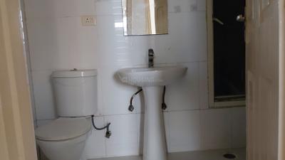 Image of 1150 Sq.ft 2.5 BHK Apartment / Flat for rent in Supertech Cape Town, Sector 74, Noida for Rs. 29000