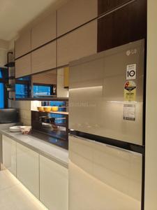 Kitchen Image of 750 Sq.ft 2 BHK Apartment / Flat for sale in Arkade Nest, Mulund West Mumbai for Rs. 19000000