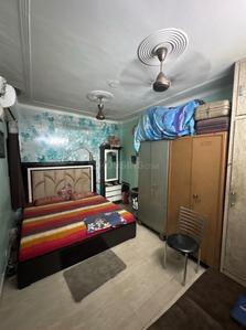 Bedroom Image of 950 Sq.ft 2 BHK Builder Floor for sale in Safdarjung Enclave New Delhi for Rs. 12500000