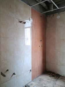 Common Bathroom Image of 1195 Sq.ft 2 BHK Apartment / Flat for sale in Amrapali Heartbeat City, Sector 107 Noida for Rs. 12700000