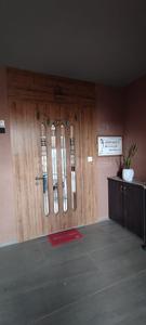 Bedroom Image of 1300 Sq.ft 2 BHK Apartment / Flat for rent in Parmeshwar Trident, Chandkheda Ahmedabad for Rs. 28000