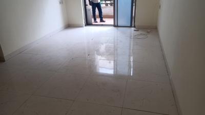 Living Room Image of 633 Sq.ft 1 BHK Apartment / Flat for rent in Raviraj Citadel Enclave, Ghorpadi Pune for Rs. 21000