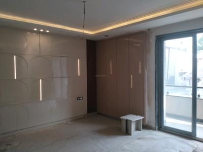 Bedroom Image of 4180 Sq.ft 4 BHK Builder Floor for sale in Model Town New Delhi for Rs. 80000000