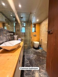 Image of 1200 Sq.ft 3 BHK Apartment / Flat for rent in Malad West, Mumbai for Rs. 95000