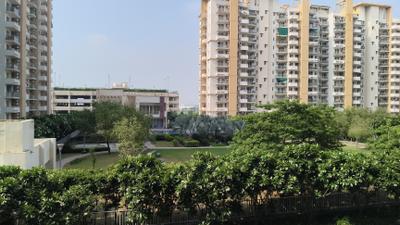 Image of 1822 Sq.ft 3 BHK Apartment / Flat for sale in Emaar Imperial Gardens, Sector 102, Gurgaon for Rs. 24500000