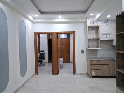 Living Room Image of 1050 Sq.ft 2 BHK Apartment / Flat for sale in Avenue 1, Sector 73 Noida for Rs. 3400000