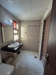 Bathroom Image of 1520 Sq.ft 3 BHK Apartment / Flat for sale in AWHO Vay Sector 8B G, Vrindavan Yojana Lucknow for Rs. 9000000