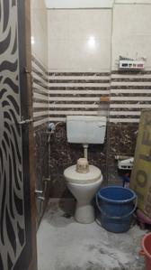 Bathroom Image of 1000 Sq.ft 1 BHK Builder Floor for rent in Mahalakshmi Nagar Indore for Rs. 16000