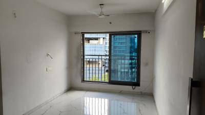 Living Room Image of 606 Sq.ft 2 BHK Apartment / Flat for rent in Kaveri Heights, Ghatkopar East Mumbai for Rs. 60000