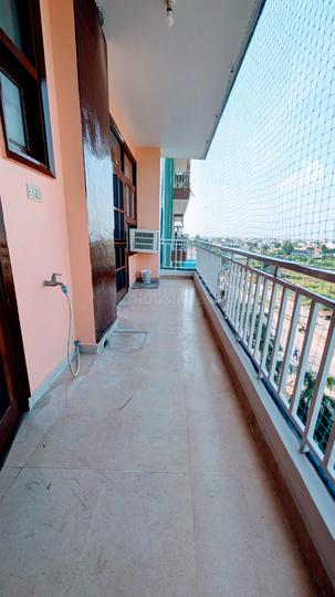 Needhishree Cloud 9 Main Image 1