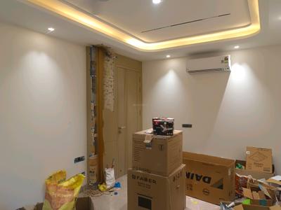 Bedroom Image of 2400 Sq.ft 4 BHK Builder Floor for sale in DLF Phase 2 Gurgaon for Rs. 52100000