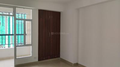 Bedroom Image of 1505 Sq.ft 3 BHK Apartment / Flat for rent in Gaurs Gaur Global Village, Crossings Republik Ghaziabad for Rs. 24000