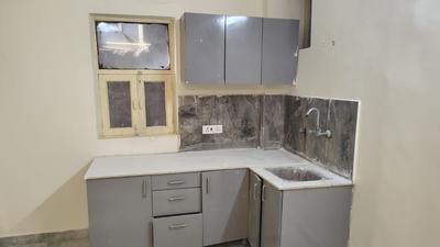Kitchen Image of 550 Sq.ft 1 BHK Apartment / Flat for sale in Sector 10 Noida for Rs. 2500000
