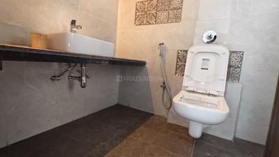Bathroom Image of 720 Sq.ft 1 BHK Apartment / Flat for rent in Marathon Nexzone Cedar 1, Panvel Navi Mumbai for Rs. 15000