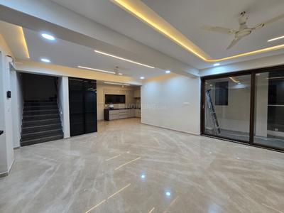 Hall Image of 3980 Sq.ft 4 BHK Duplex for sale in Silver Luxuria, Jagatpur Ahmedabad for Rs. 21000000