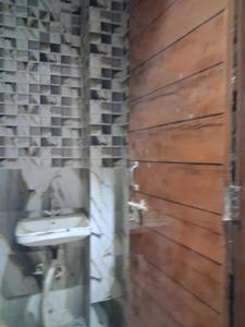Common Bathroom Image of 900 Sq.ft 2 BHK Apartment / Flat for sale in JMD Vinayak Heights, Sector 74 Noida for Rs. 4200030