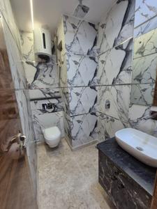 Bathroom Image of 1200 Sq.ft 3 BHK Builder Floor for sale in Tagore Garden Extension New Delhi for Rs. 27000000