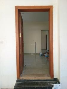 Main Entrance Image of 5000 Sq.ft 5 BHK Independent House for sale in Uthandi Chennai for Rs. 52500000