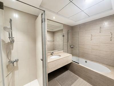 Image of 1474 Sq.ft 2 BHK Apartment / Flat for sale in Reef Residence, Jumeirah Village, Dubai for Rs. 44365316