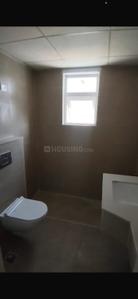 Bathroom Image of 1650 Sq.ft 3 BHK Builder Floor for rent in Signature Global City 37D Phase 2, Sector 37D Gurgaon for Rs. 45000
