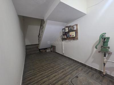 Bedroom Image of 1000 Sq.ft 2 BHK Independent House for rent in Egmore Chennai for Rs. 40000