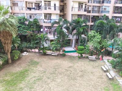 Image of 1655 Sq.ft 3 BHK Apartment / Flat for rent in Prateek The Royal Cliff, Crossings Republik, Ghaziabad for Rs. 25000