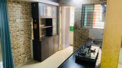 Bathroom Image of 900 Sq.ft 1 BHK Apartment / Flat for rent in New Alkapuri Vadodara for Rs. 16000