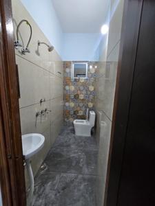 Bathroom Image of 1000 Sq.ft 1 BHK Builder Floor for rent in Line Par Moradabad for Rs. 10000