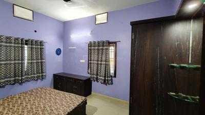 Bedroom Image of 1500 Sq.ft 2 BHK Independent House for rent in Changurabhata Raipur for Rs. 15000