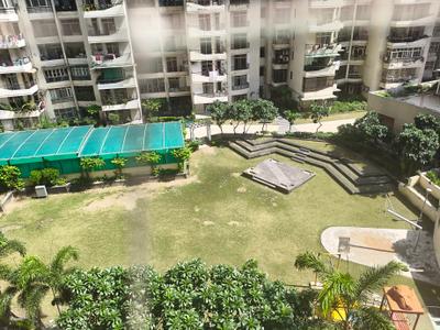 Image of 1750 Sq.ft 4 BHK Apartment / Flat for rent in Ajnara Gen X, Crossings Republik, Ghaziabad for Rs. 24000