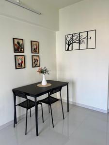 Hall Image of 500 Sq.ft 1 BHK Apartment / Flat for rent in Oxford Navrang Crystal, Goregaon West Mumbai for Rs. 50000