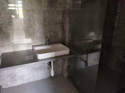 Common Bathroom Image of 15000 Sq.ft 4 BHK Villa for sale in Shree Balaji Green Valley, Adalaj Gandhinagar for Rs. 120000000