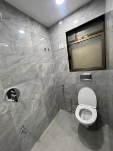 Bathroom Image of 635 Sq.ft 1 BHK Apartment / Flat for sale in Happy Home Sarvoday Datt, Kalyan West Kalyan for Rs. 4495000