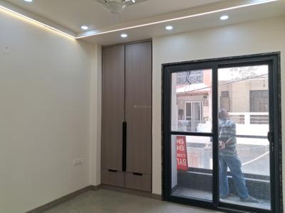 Bedroom Image of 1350 Sq.ft 3 BHK Builder Floor for sale in Paschim Vihar New Delhi for Rs. 21500000