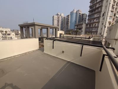 Balcony Image of 2900 Sq.ft 4 BHK Apartment / Flat for sale in Assotech Windsor Greens Apartment, Sector 50 Noida for Rs. 47000000