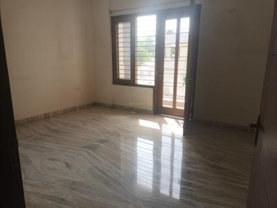 Bedroom Image of 3000 Sq.ft 3 BHK Builder Floor for rent in Sector 17 Faridabad for Rs. 60000